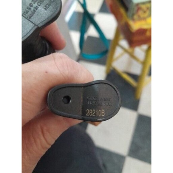 2021 Roman Reigns Bend And Bash Action Figure Tribal Chief - Picture 7 of 7